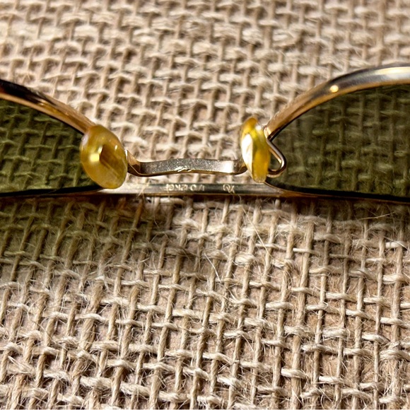 American Optical AO 5 1/2 Gold
1/10 12K GF Vintage Aviator
Sunglasses Pilot - Picture 7 of 7